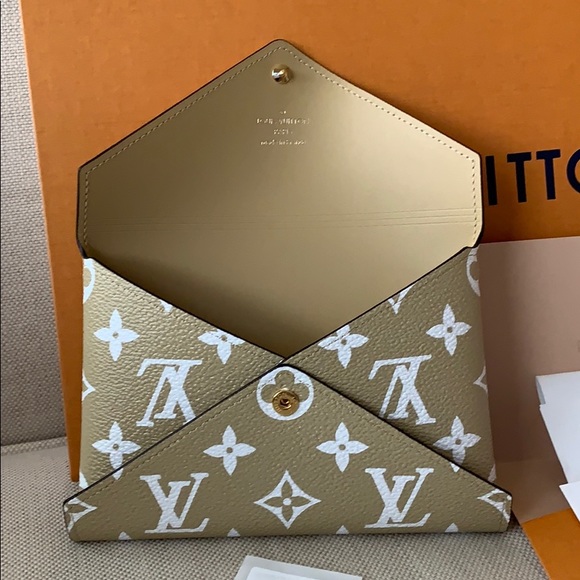 Louis Vuitton Medium Size Kirigami Paul Smith